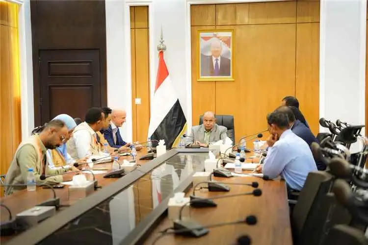 الخنبشي يبحث مع صندوق الأمم المتحدة للسكان توسيع ا...