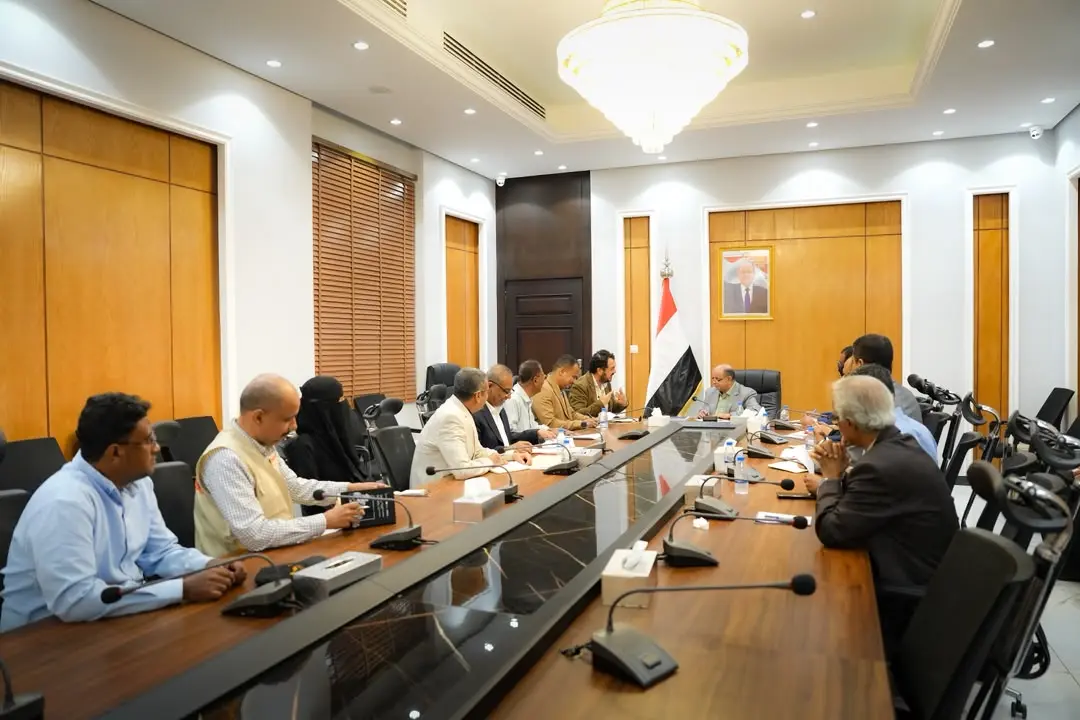 عضو مجلس القيادة الخنبشي يبحث مع اليونسكو حماية ال...