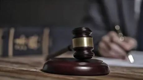 نسخة نادرة من أعمال غوغول تُطرح في مزاد بـ3.5 مليو...