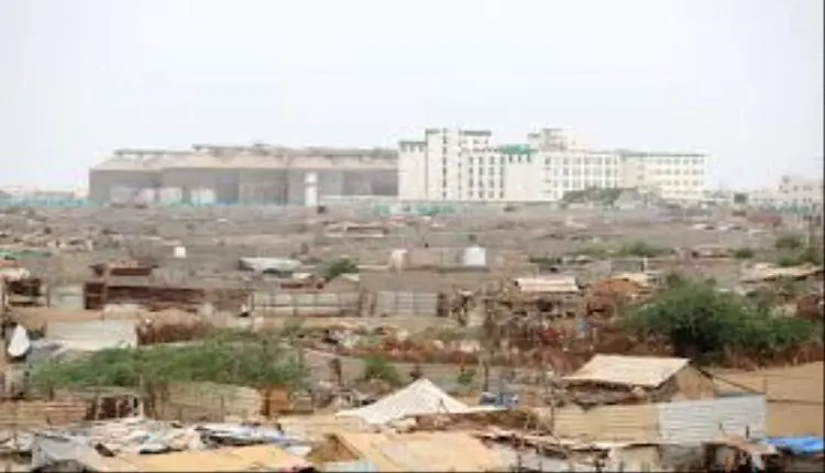 الحوثي يحول مستشفى الحديدة إلى سجن ويحتجز المرضى العاجزين عن دفع تكاليف العلاج