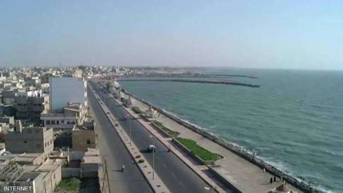 الحوثيون يكثفون حملة الاعتقالات والإقالات ضد قيادا...