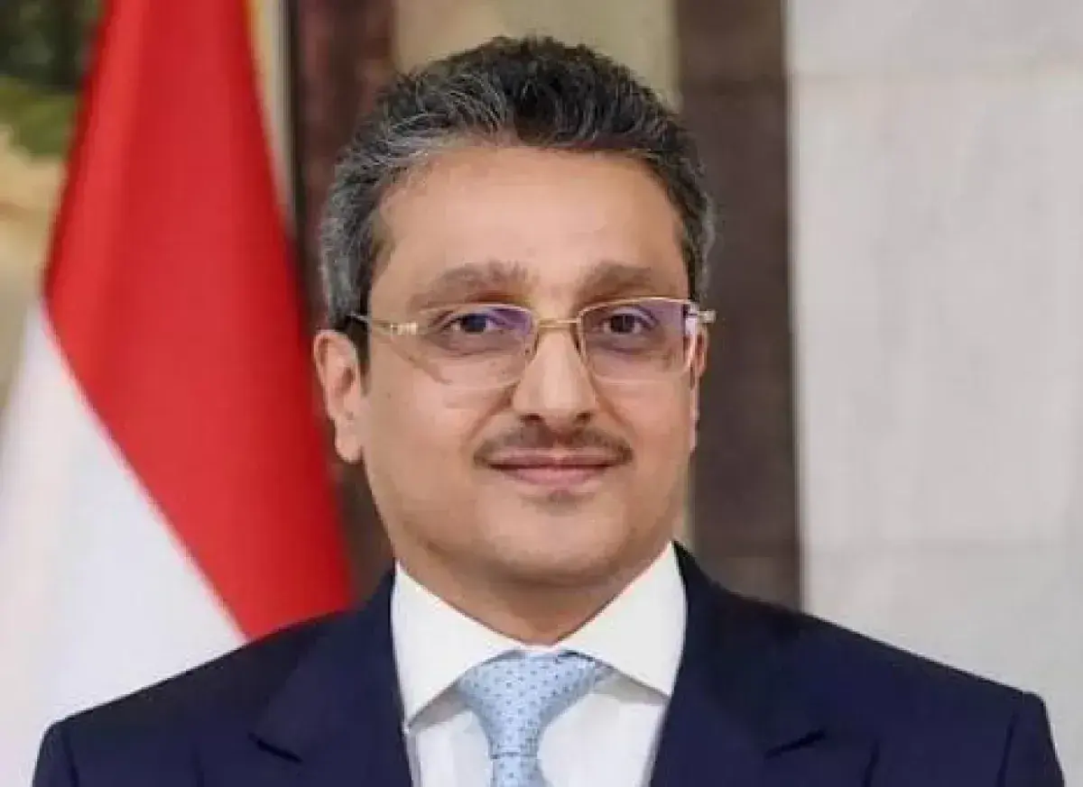 وزير الثقافة: المخا تواجه الحوثيين نيابة عن اليمن....