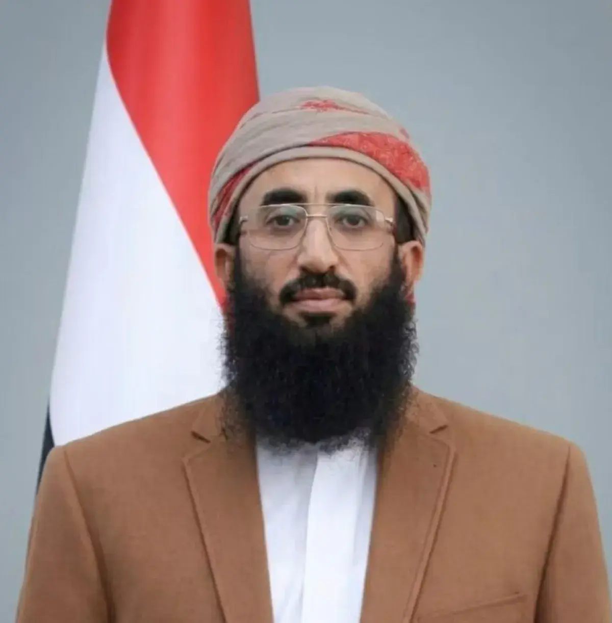 وزير الأوقاف يدعو إلى توحيد الصفوف لمواجهة مليشيا...