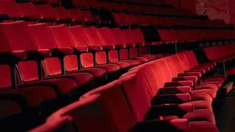 40 فيلما من 13 دولة في مهرجان "ليندوك" السينمائي ب...