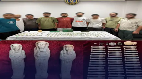 الأمن المصري يضبط كنزا أثريا بحوزة مواطنين
