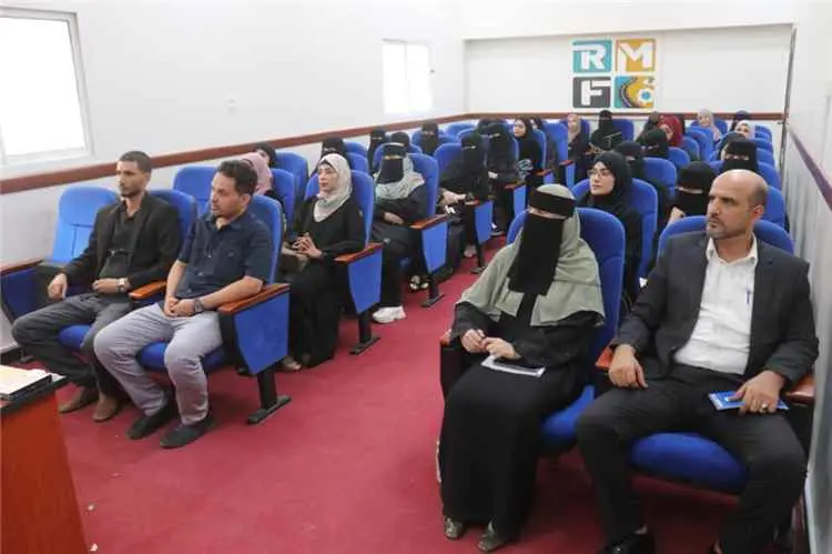 اللجنة الوطنية للمرأة ووزارة الأشغال وصندوق الطرق...