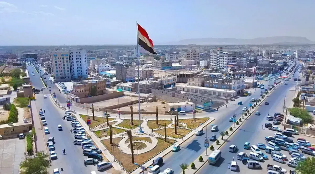 مأرب تدين استهداف الحوثيين للأحياء السكنية ومخيمات...