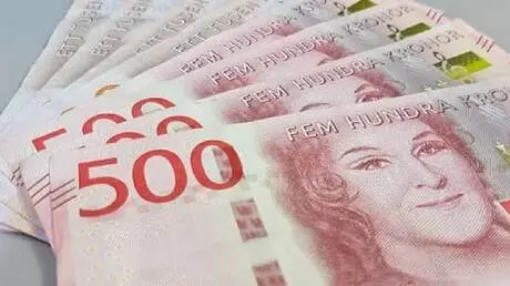 الكرونة السويدية تسجل أسوأ أداء بين عملات مجموعة ا...