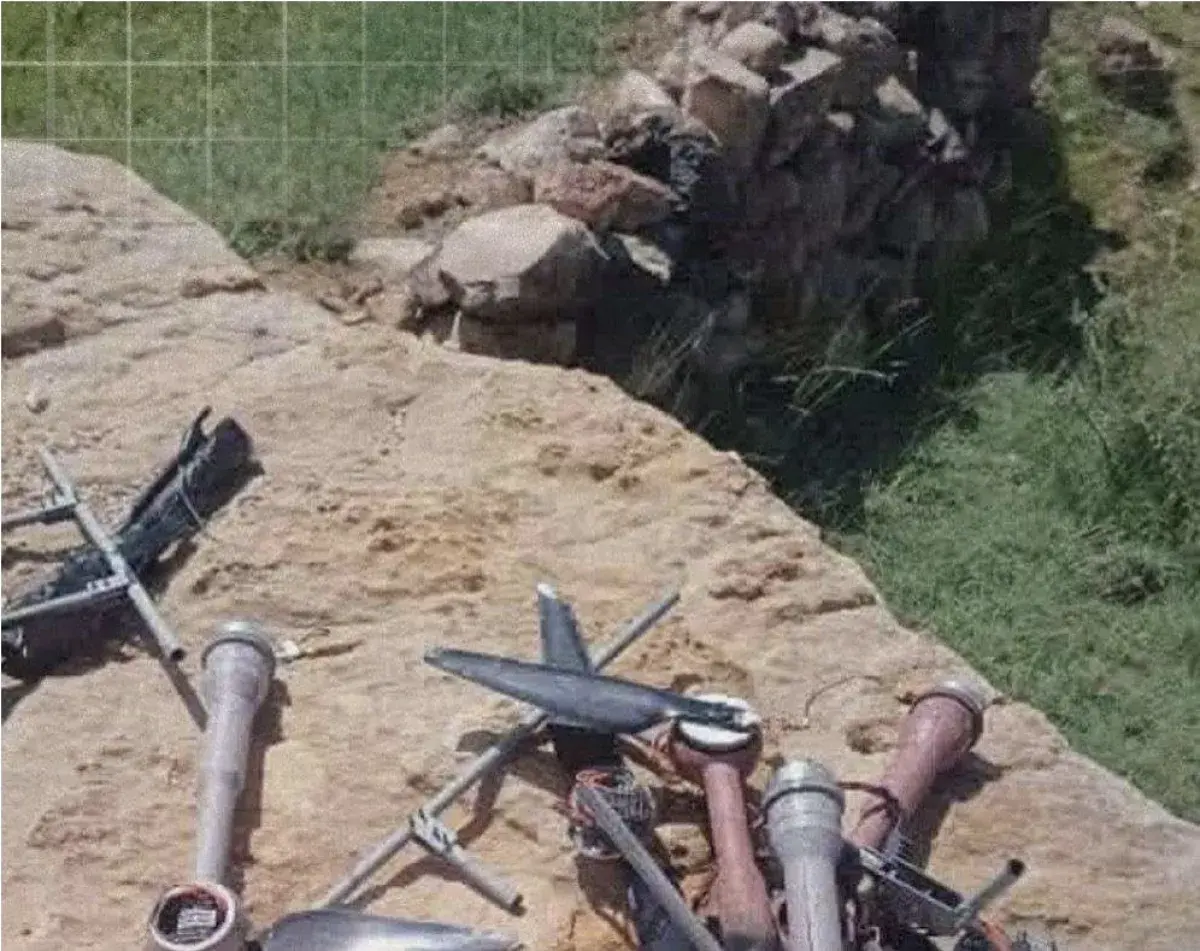 مليشيا الحوثي تعبث بأرواح المدنيين.. مسيّرة تسقط ف...