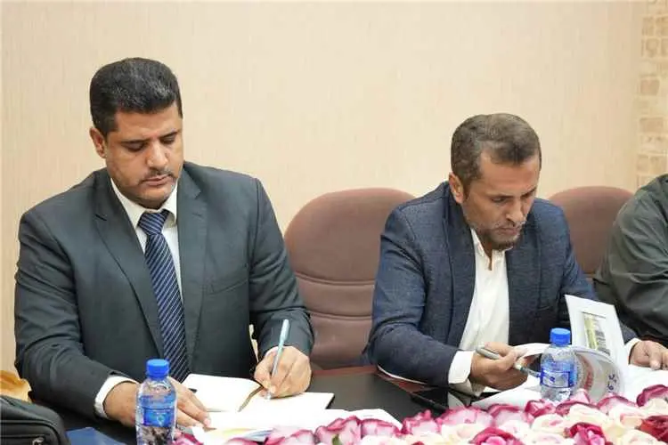 الوكيل الكثيري يشارك في اجتماع بعدن لمناقشة آليات...