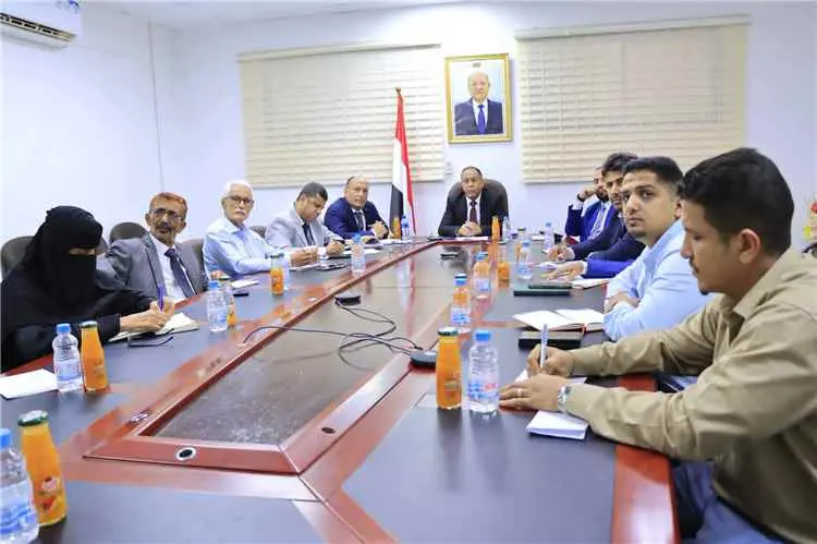 وزير الصناعة والتجارة يشدد على رفع الجاهزية وتعزيز...