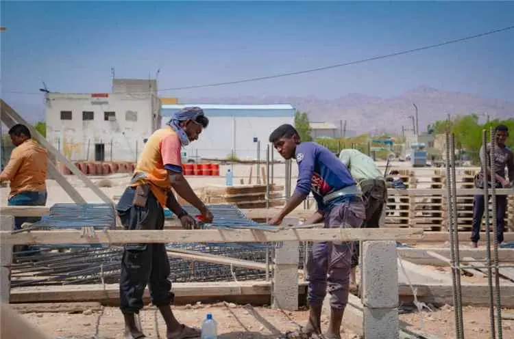 المحافظ ابن الوزير، يشيد بمستوى الإنجاز في مشروع م...