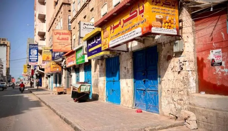 استجابة واسعة لدعوة الانتقالي.. المكلا تشهد عصياناً مدنياً ناجحاً احتجاجاً على تردي المعيشة