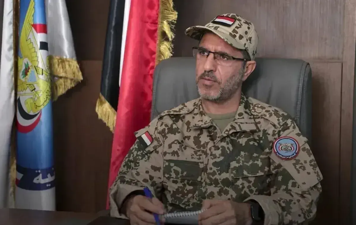 دويد: إيران تستخدم الحوثيين كورقة تفاوضية في البحر...