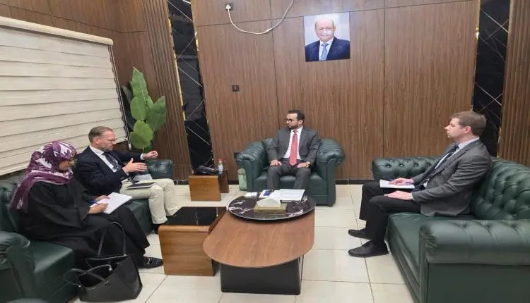 العولقي يبحث مع مكتب المبعوث الأممي المستجدات الاق...