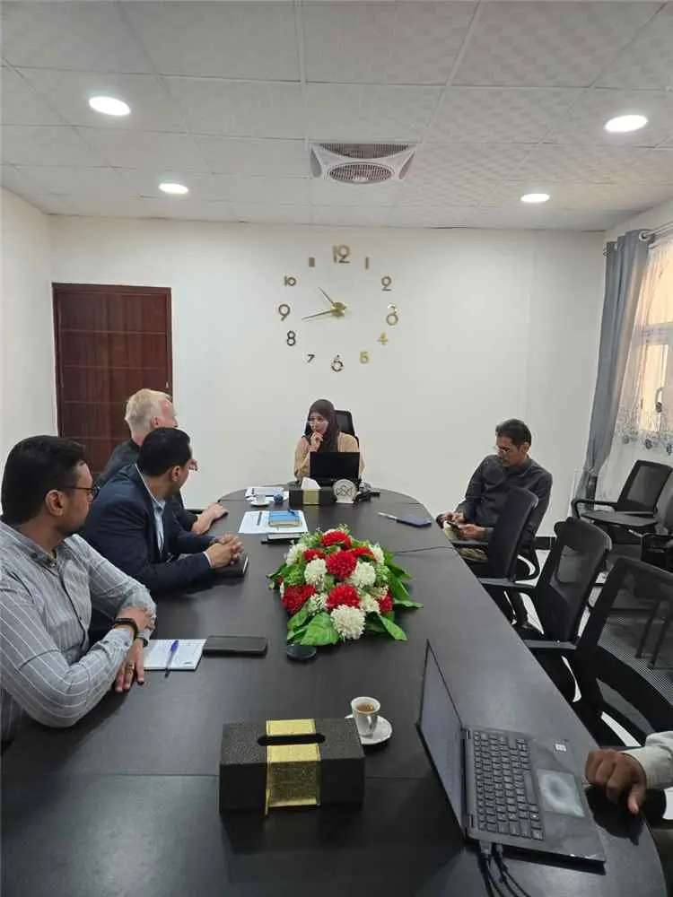 الدكتورة صفاء معطي تناقش مع بعثة دعم التنفيذ الأول...