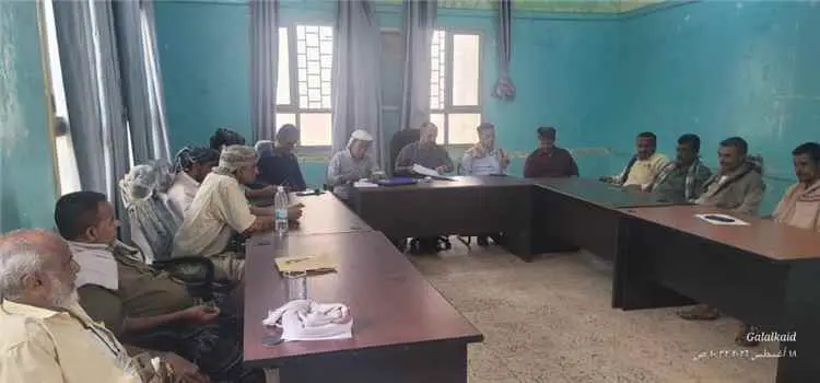 المكتب التنفيذي بالمسيمير يعقد اجتماعًا استثنائيًا لمناقشة احتجاز أحد موظفي السلطة المحلية