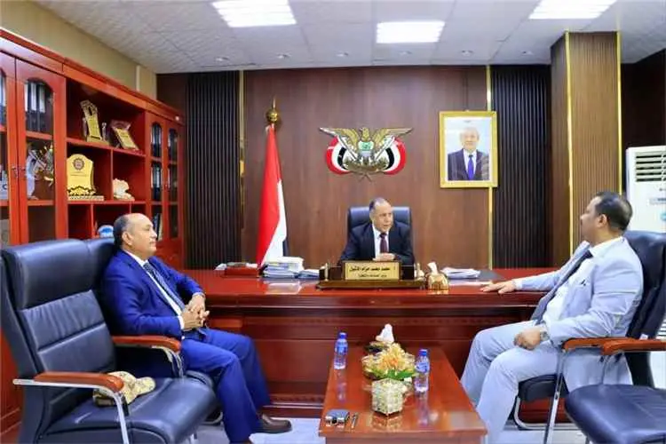 خطة حكومية في عدن لتوسيع نشاط المؤسسة الاقتصادية و...
