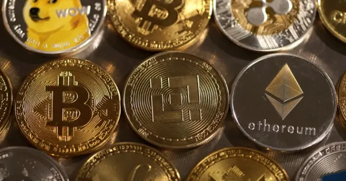 صعود أسعار العملات المشفرة رغم تخارج السيولة