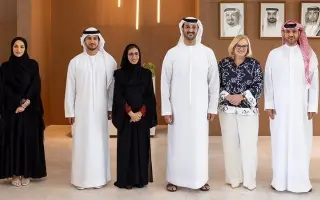 «الإمارات للسياحة» يبحث توسيع نطاق استخدام «جيوَن» في «القطاع»