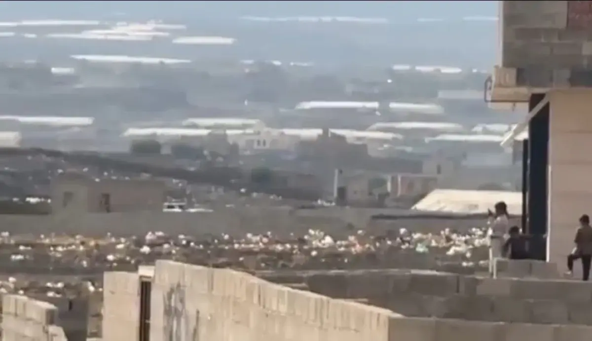 مليشيا الحوثي تستولي على أراضٍ لمواطنين في أرحب بذريعة تجهيز ساحة احتفال بالمولد النبوي