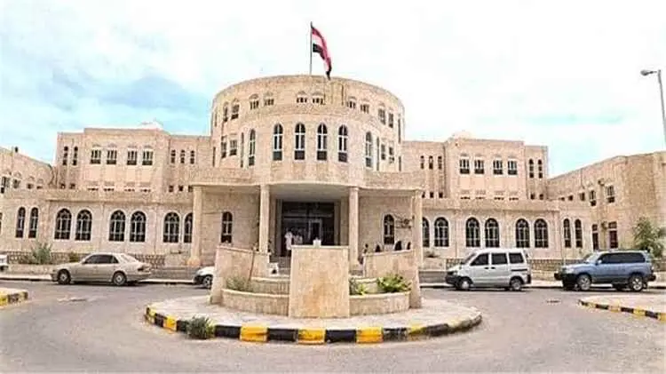 مصدر مسؤول بديوان المهرة ينفي صحة مزاعم اختلاس 42...
