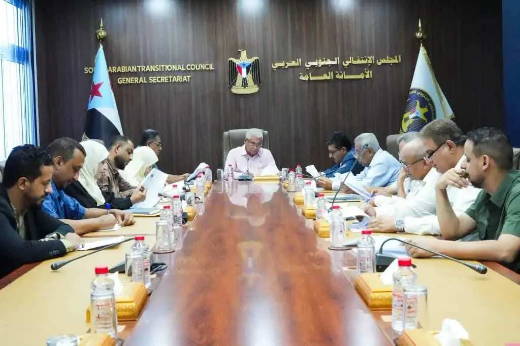 أمانة الانتقالي الجنوبي تستعرض مستجدات التحركات ال...