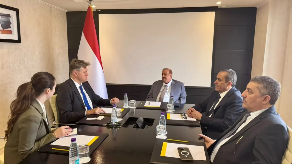 البركاني يبحث مع القائم بأعمال السفارة الأمريكية م...
