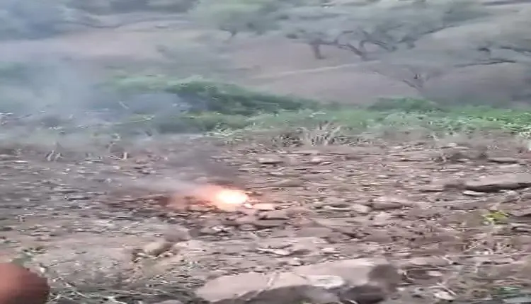 سقوط 3 صواريخ على مديحة شرعب يثير الهلع بين الأهال...