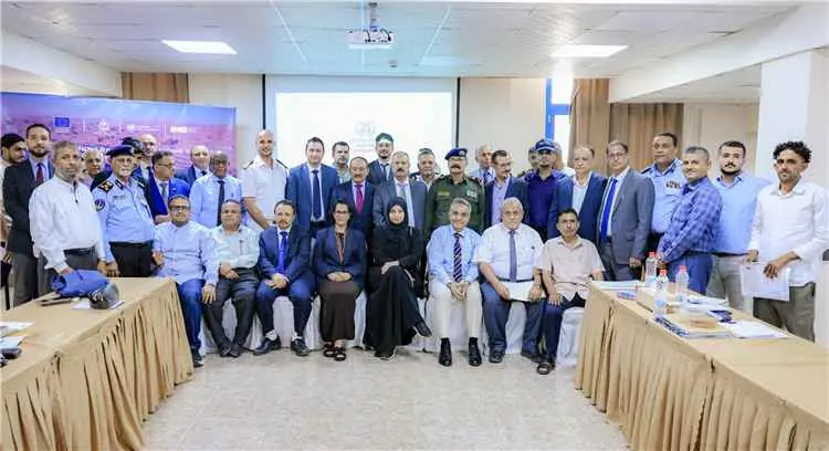 وزير النقل يؤكد أهمية تشكيل اللجنة الوطنية للأمن البحري لمواجهات التهديدات التي تشهدها المنطقة