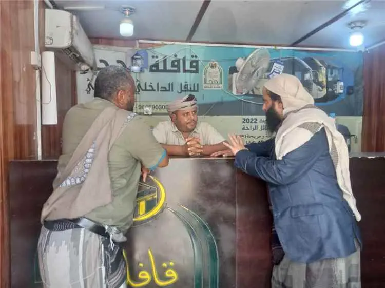 بتوجيهات مدير عام عتق.. أوقاف المديرية يتفقد مكاتب...