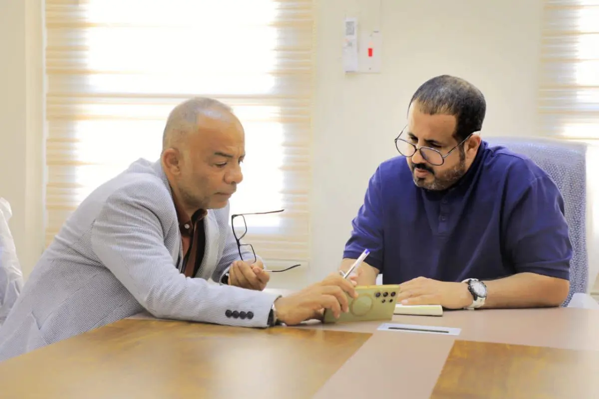 الوكيل الجهوري يبحث مع قيادة صندوق النظافة والتحسي...