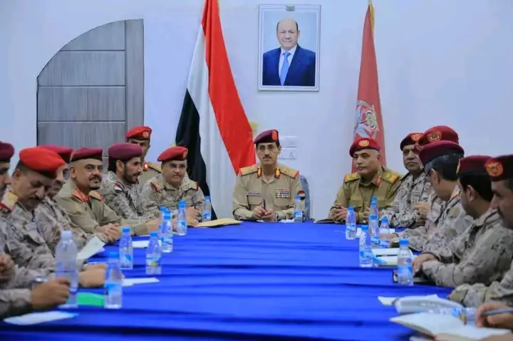 وزارة الدفاع: قرار تحرير صنعاء اتُّخذ  ومفاجآت ميد...