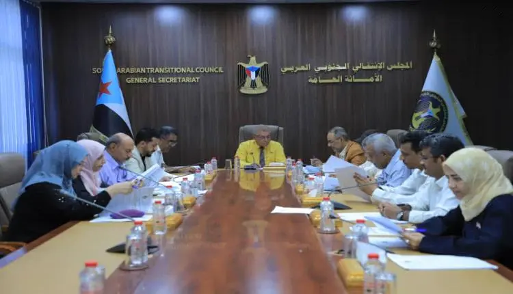 امانة الانتقالي تشيد برفض المجتمع لمحاولات الزج با...