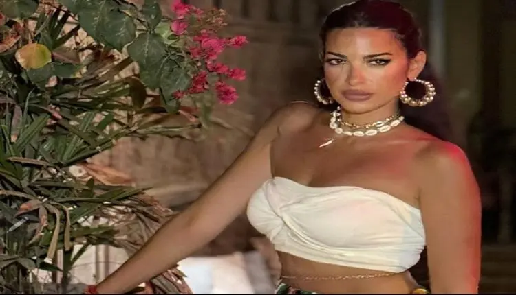 إلهام وجدي تسخر من زميلاتها في الوسط الفني بسبب عم...