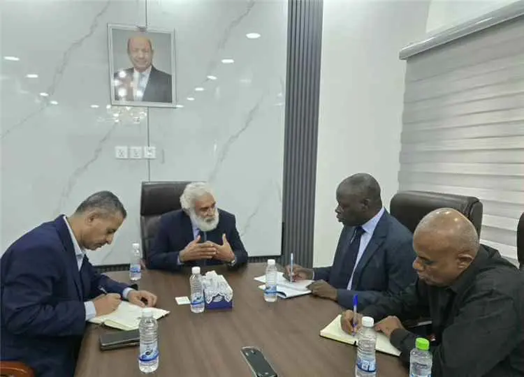 وزير التخطيط يبحث مع الصليب الأحمر والأوتشا تعزيز...