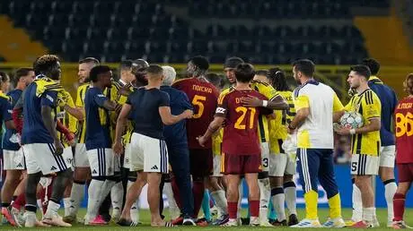 أول تعادل في النسخة الحالية لدوري أبطال أوروبا
