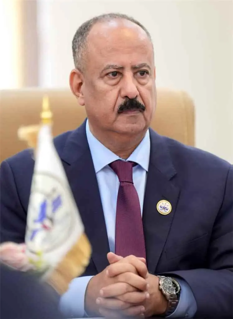 وزير النقل: خسارة المخا معركة في سياق حرب طويلة ول...