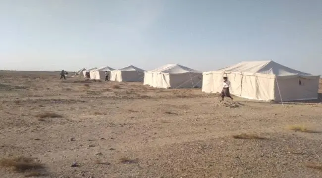 بدعم المحافظ شيخ.. تدشين نصب الخيام الإيوائية للنا...