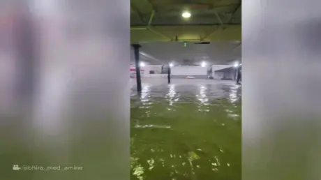 مياه الأمطار تغمر محطة باب عليوة في تونس العاصمة