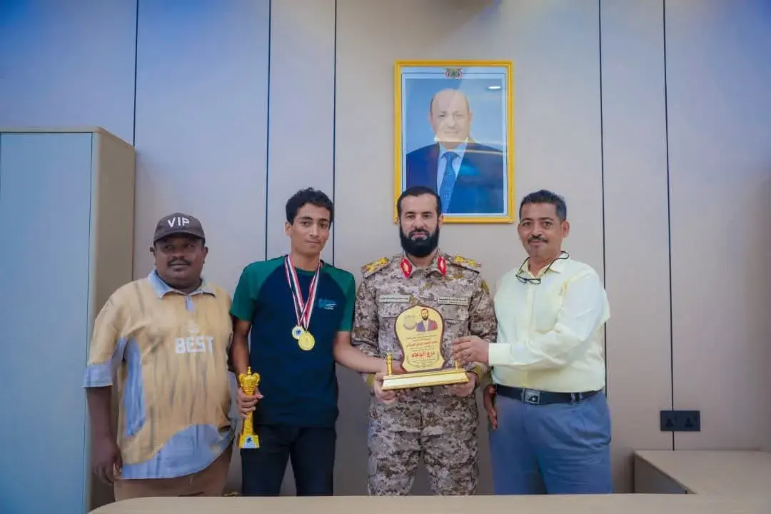 محافظ أبين يكرّم بطل الجمهورية في الشطرنج للفئات ا...