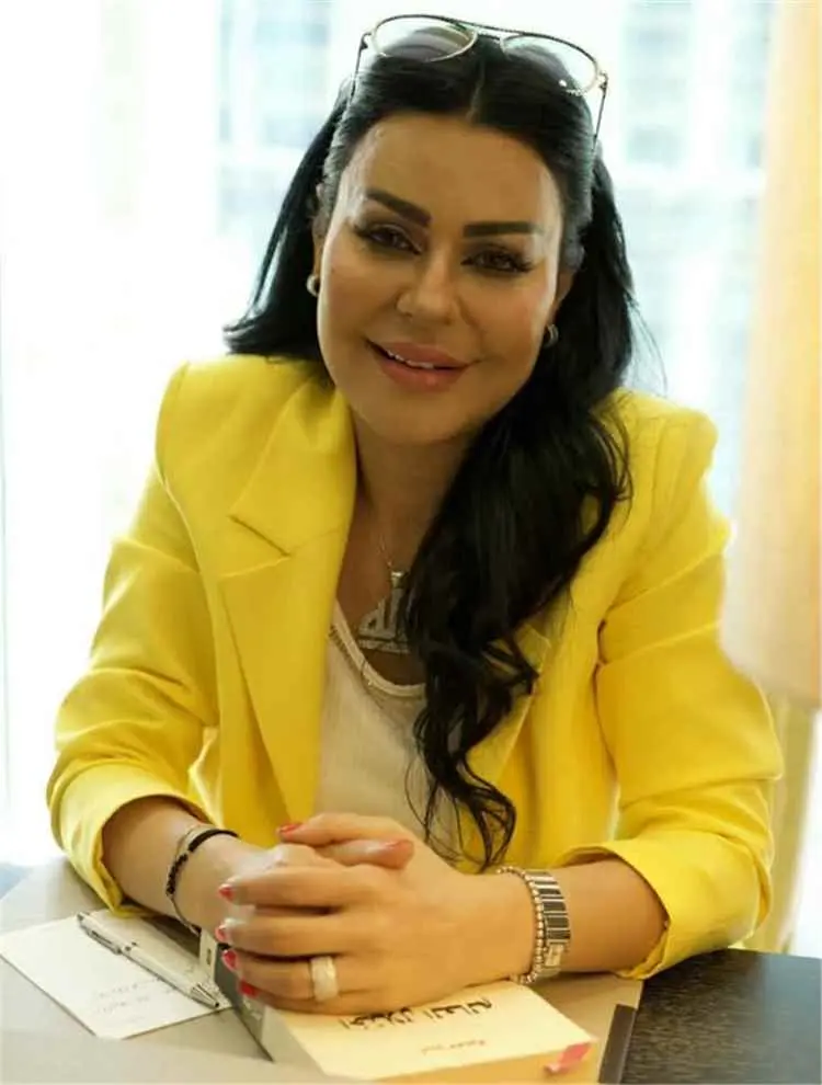 مخرجة يمنية: أمن السعودية ومقدساتها خط أحمر والحوثيون يعيشون على الحرب والنهب