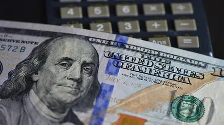 الدولار يرتفع بعد قرار الفيدرالي الأمريكي رفع أسعا...