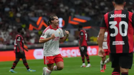 بنفيكا يفتتح مشواره في الدوري الأوروبي بفوز تاريخي...