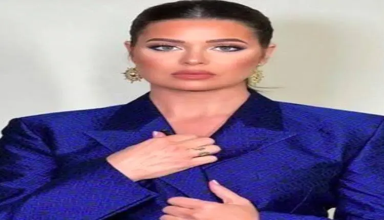 يسرا اللوزي ترد على اتهام الفنانين بالكسب الكبير و...