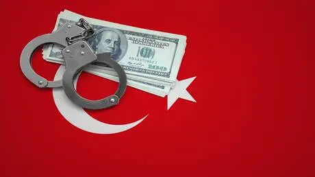 تركيا تعلن تفكيك شبكة احتيال دولية ذات صلات إسرائي...