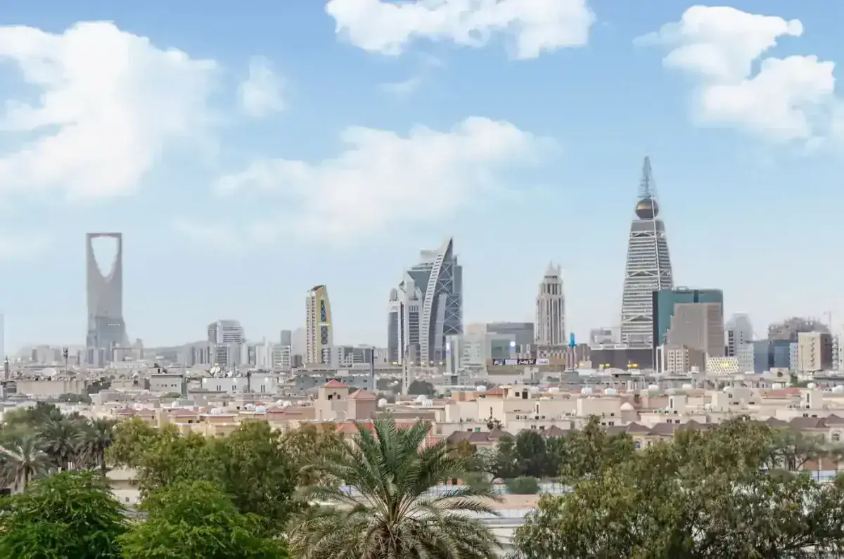 اليمن تحمل إيران مسؤولية هجمات الحوثيين.. والتحالف...