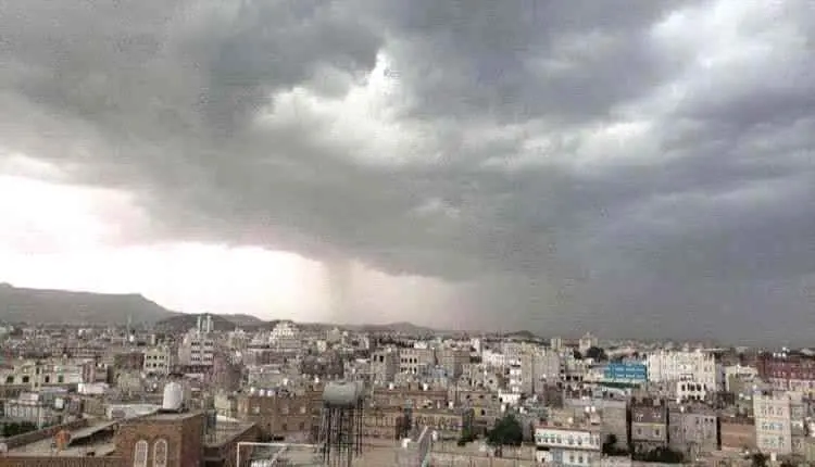أمطار رعدية وأجواء حارة.. الأرصاد يحذر من اضطراب البحر ونشاط الرياح