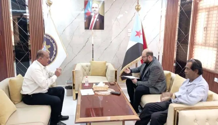 هرهرة يلتقي رئيس تنفيذية انتقالي حضرموت ويبحثان مس...
