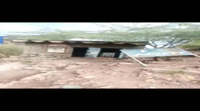 تعز.. مليشيا الحوثي تصادر أدوية ومعدات وحدة صحية في قرية بجبل حبشي